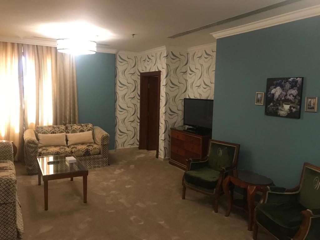 Quiet Al Shatee Hotel