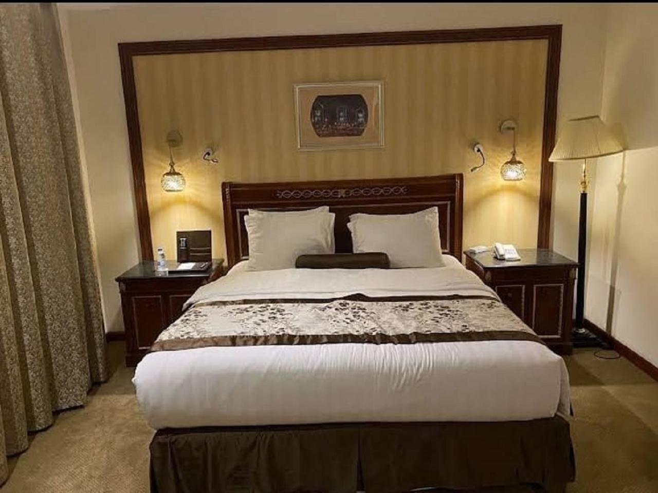 Quiet Al Shatee Hotel